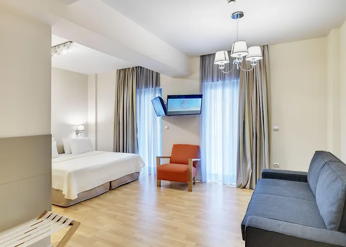Phidias Piraeus Hotel